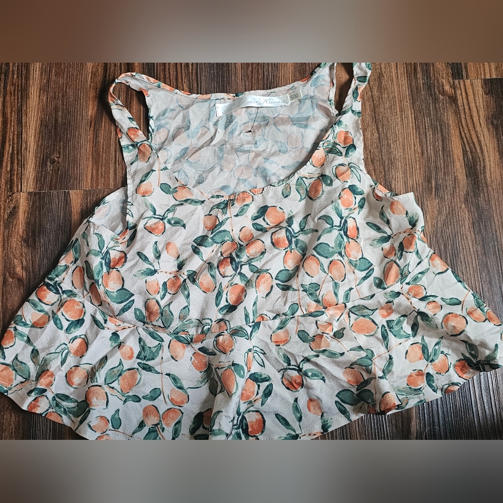 Floral Print Sleeveless Top